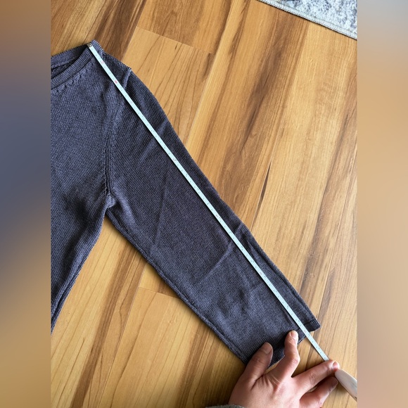 Eileen Fisher Sweater Womens M Italian Yarn Cotton Blend V-Neck Purple Open Knit - Picture 9 of 9